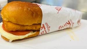 Paneer Achari Burger