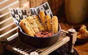 Crispy Polenta Fries With Marinara