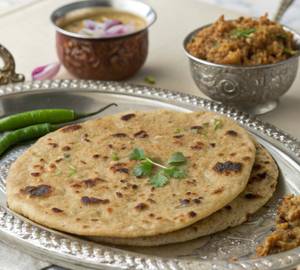 Pyaaz Paratha [Desi Ghee][2 Pieces]