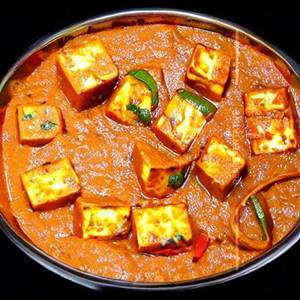 Kaju Paneer Curry