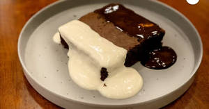 DOUBLE CHOCOLATE BROWNIE ( Eggless) (s)