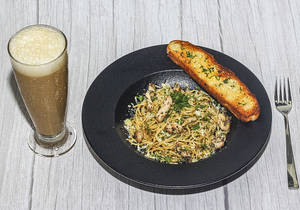 Classic Cold Coffee & Spaghetti Aglio Oglio Pasta
