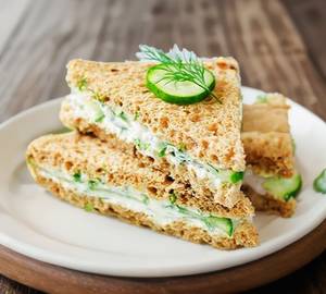 Malaee cheese sandwich salt