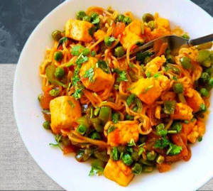Paneer Veggies Maggi