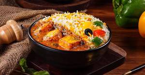 Veg man.f.rice with gravy