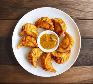 Veg Momos [fried]