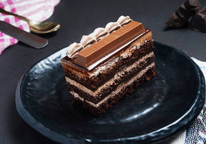 Kit-kat Crunch Pastry