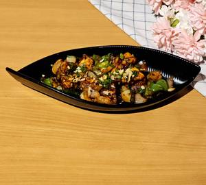 Buttee garlic paneer chilli