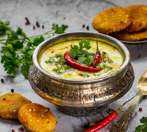 Bhajiya Kadhi