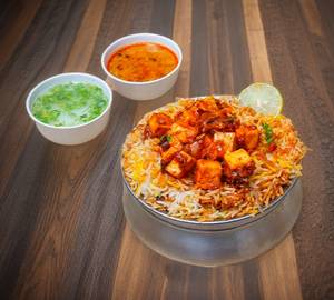 Veg paneer biryani