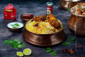 Chicken dum biryani plate