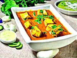 Paneer Mushroom Curry 