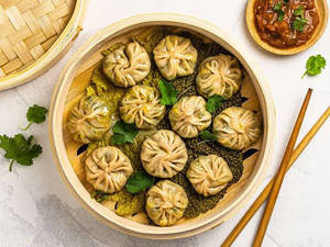 Paneer Stem Momos