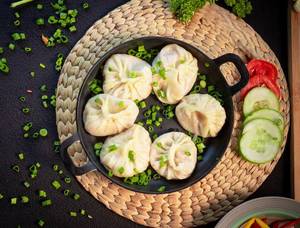 Chicken Steamed Momos [6 Pieces]
