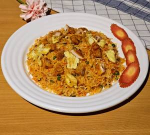 Chicken spicy schezwan rice