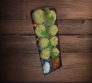 Veg Momos Steamed [8 Pieces]
