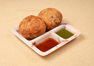 Rajasthani Pyaz Kachori [2 Pcs]