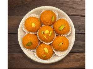 Kesar Laddu [1 Kg Box]