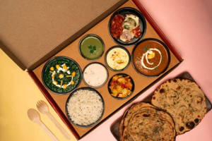 Dal Bukhara & Paneer Lababdar Thali (2 Main Dishes)