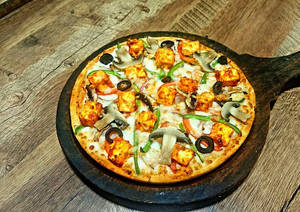 Chilly Paneer  Pizza