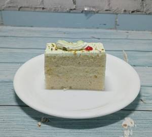 Special Pista Cake