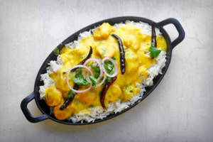 Kadhi Pakora With Zeera Rice