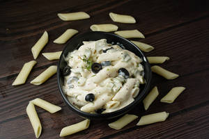 White Sauce Pasta