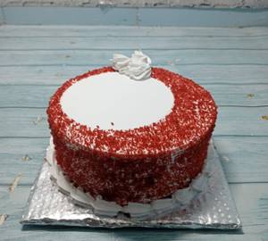 Fresh Cream Red Velvet Cake