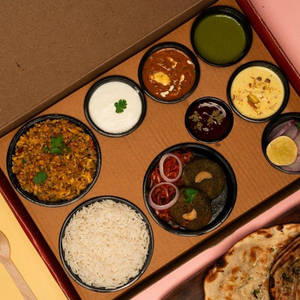 Dal Bukhara & Paneer Tikka Masala Thali