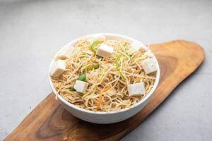 Paneer Hakka Noodles