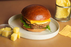 Jumbo Cheese Beef Burger