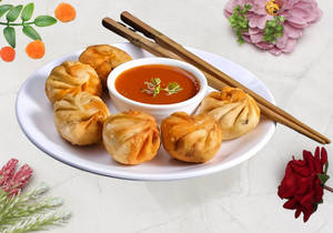 Vegetable Fried Momos [6 Pcs]