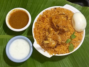 Chicken Dum Biryani With Egg