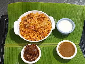 Rds Chicken Dum Biryani With Chilli Chicken