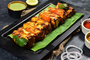 Achaari Paneer Tikka