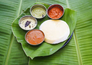 Ghee Thatte Idli (1 Pc)