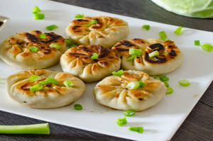 Veg Pan Fried Momos