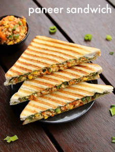 Paneer Tikka Sandwich(zumbo Size)