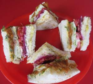 Triple Aloo - Veg. Mixed Cheese Dhamka Sandwich [3 Slices] [Serve - 2]