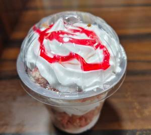 Strawberry glasscake