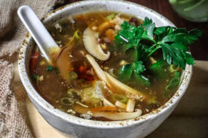 Veg Hot & Sour With Shitake Mushrooms
