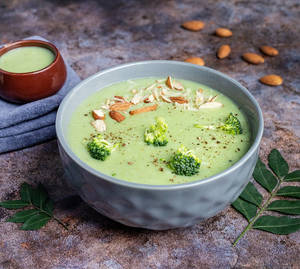 Broccoli Almond Soup