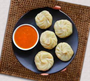 Veg steam momos