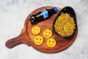 Combo Vegetable Maggi (1) + Smilez (4 Pcs) + Cold Drink (1)