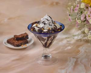 Brownie Fudge Sundae