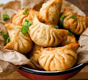Veg Fried Momos 5 Nos