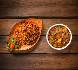 Chilli Paneer With 250Ml Cold Drink
