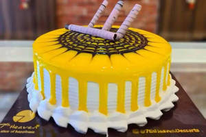 Eggless Pineapple Cake