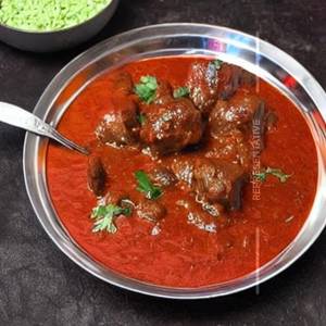 Lamb in Schezwan Sauce Gravy