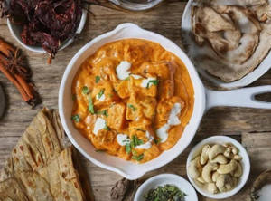 Paneer Mumtaz [Creamy Gravy]